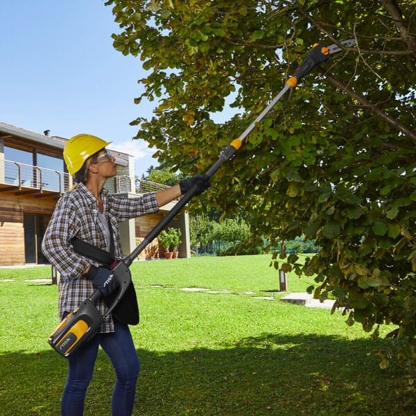 STIGA SPS 700AE AKÜLÜ YÜKSEK DAL KESME TESTERESİ (BATARYASIZ)